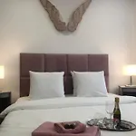 Gold Angel Guest house *