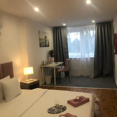 Gold Angel Guest house *