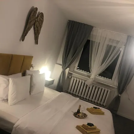 Gold Angel Guest house *