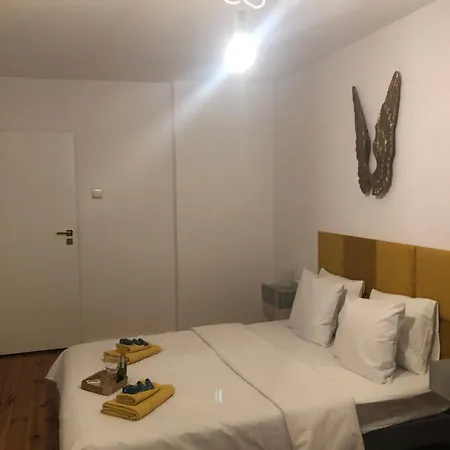 Gold Angel Guest house *